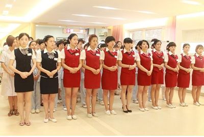 服務禮儀培訓大全，提升農(nóng)副產(chǎn)品餐廳魅力